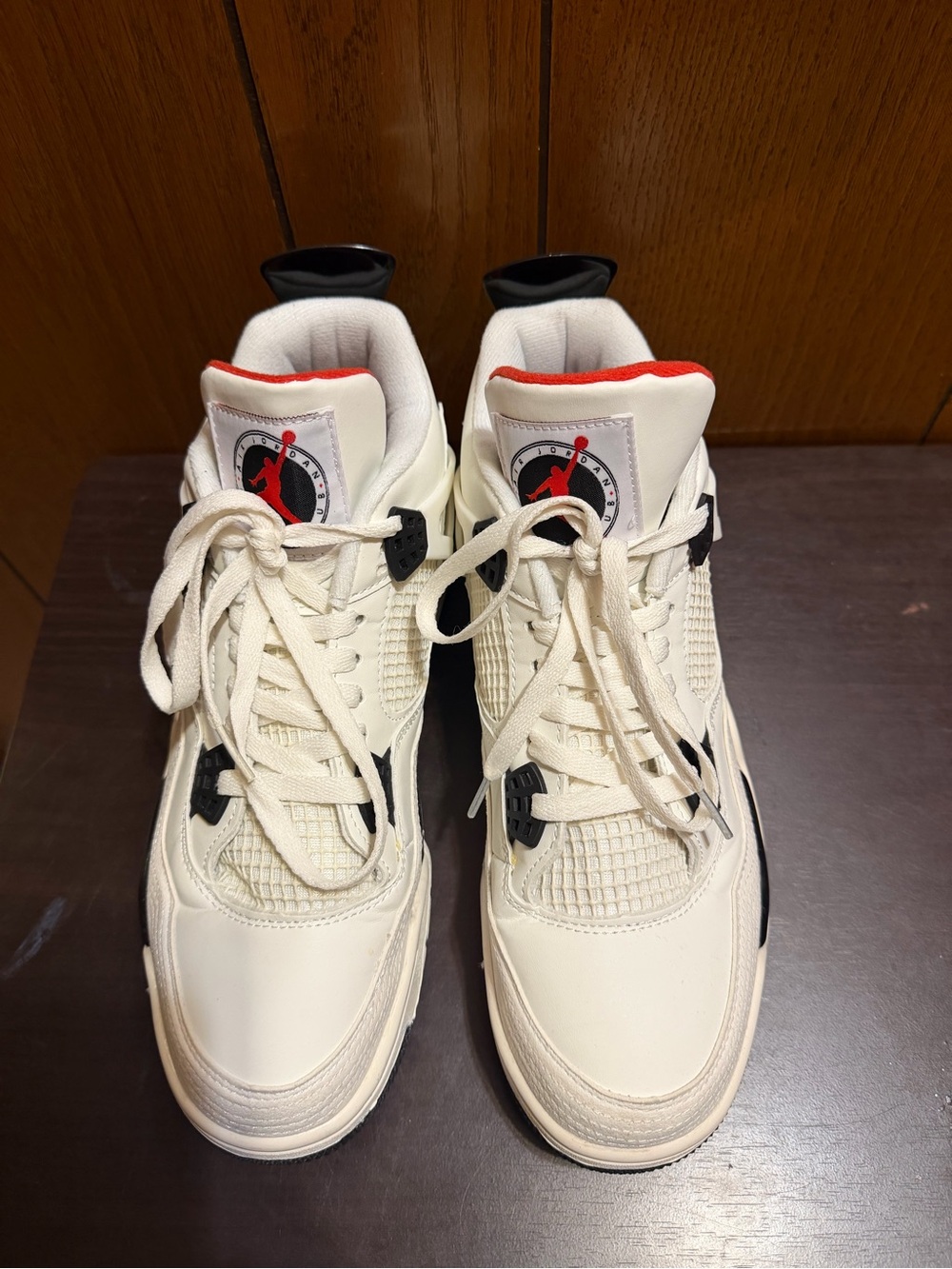 Jordan 4 Flight Club